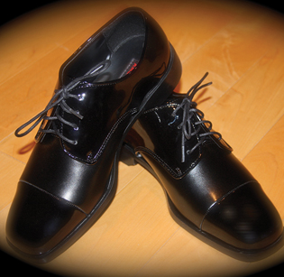Perry Ellis Cap Toe Shoe